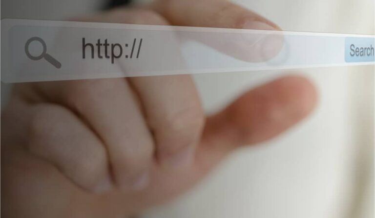 img - search-bar-on-virtual-screen